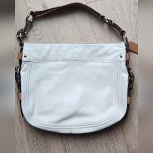 Coach white leather shoulder bag